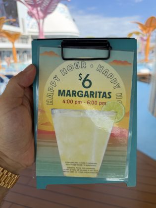 Wonder | Happy Hour | Boarding Day