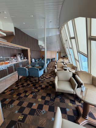 Enchantment | Concierge Club | Suite Lounge